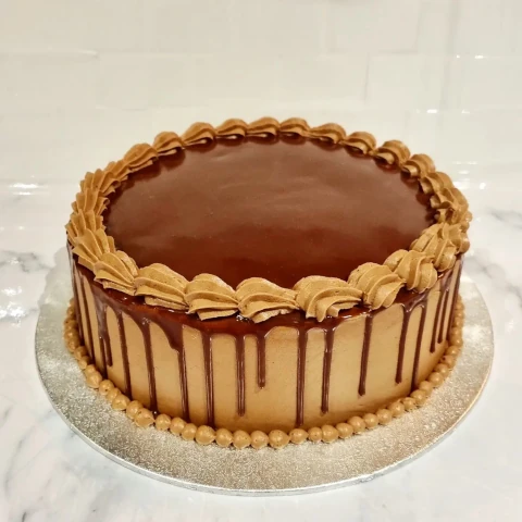 Chocolate Mud Cake with Buttercream Frosting